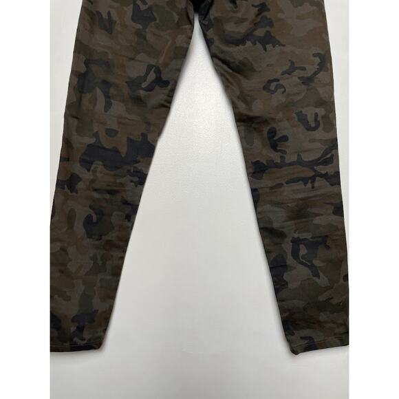 Camouflaged High Waist Pants Ladies Size 3 Skinny Leg Camo Textured Ankle Zip - Picture 8 of 12